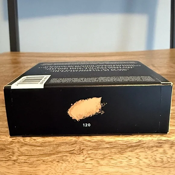 Fenty Beauty Pro Filt'r Soft Matte Foundation Shade 120 (fair neutral) - Picture 2 of 4